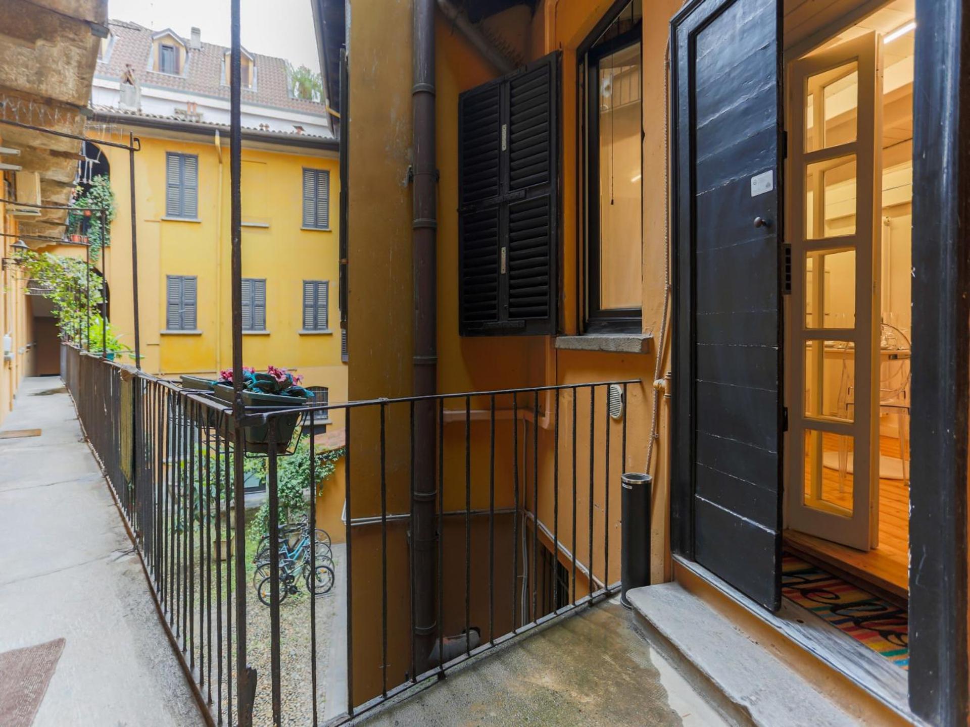 The Best Rent - Characteristic Apartment In Crocetta Area Milan Luaran gambar